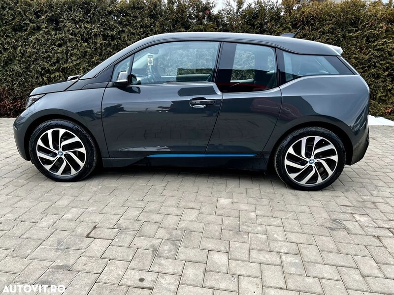 BMW I3